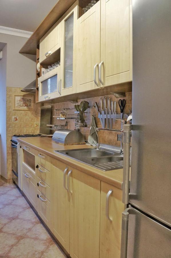 Apartments On Rynok Square, The Heart Of The City Lviv Bagian luar foto